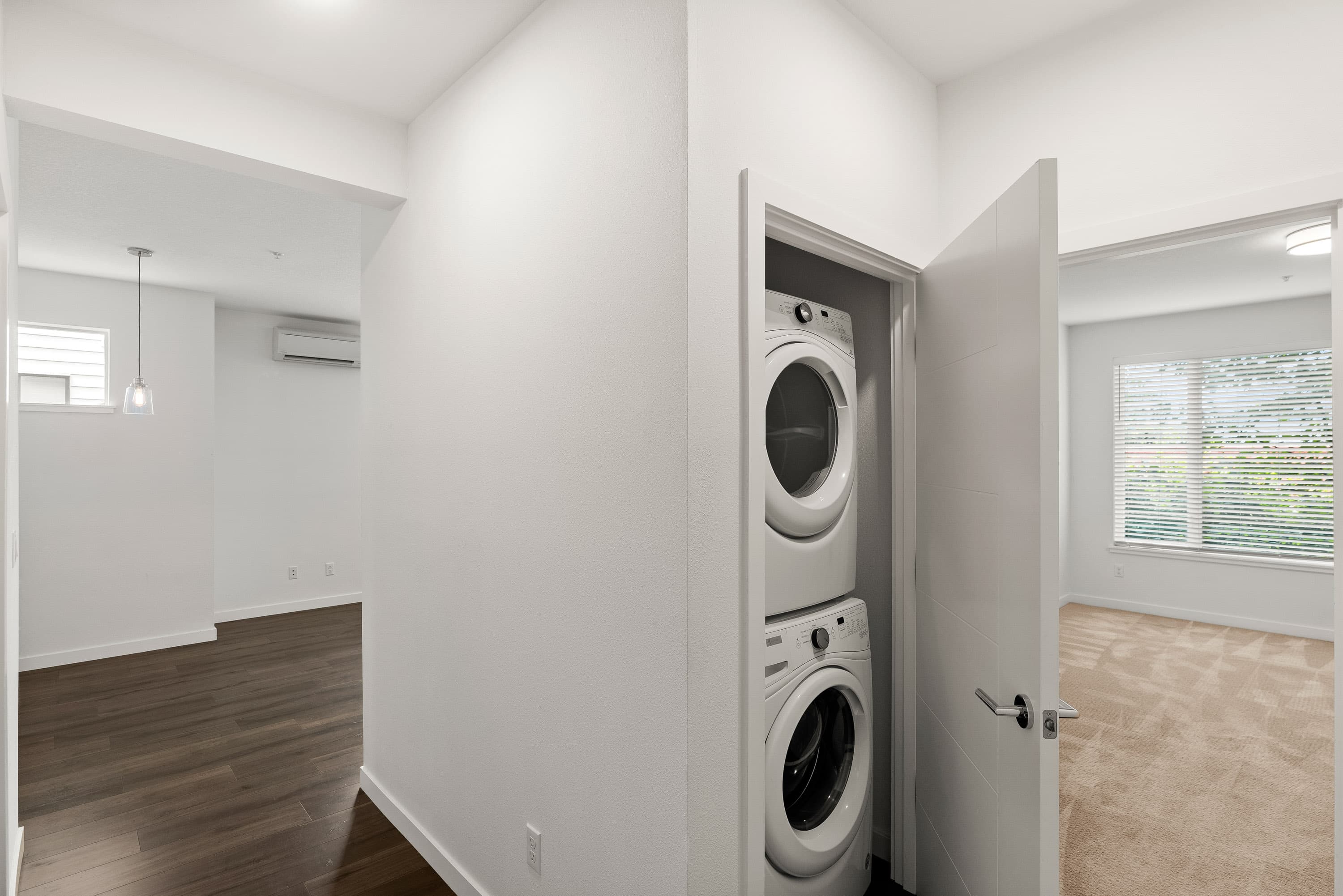 In-Unit Washer & Dryer